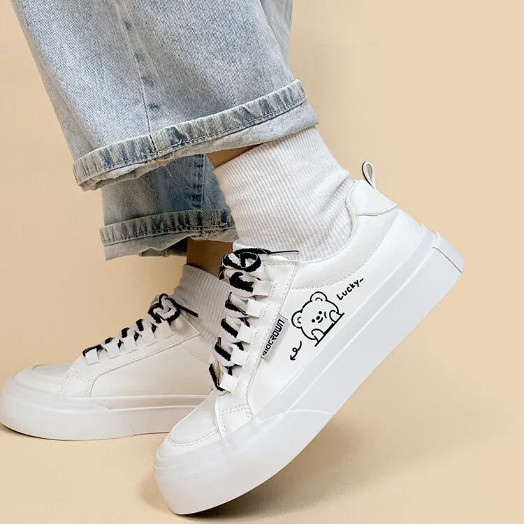 Kawaii White Simple Style Cartoon Bear Print Sneakers