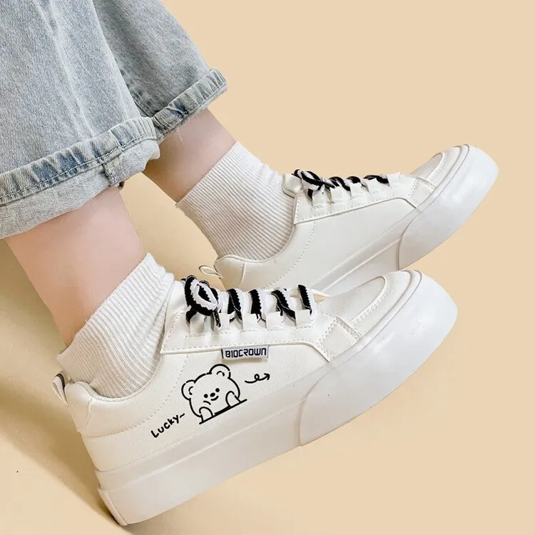 Kawaii White Simple Style Cartoon Bear Print Sneakers