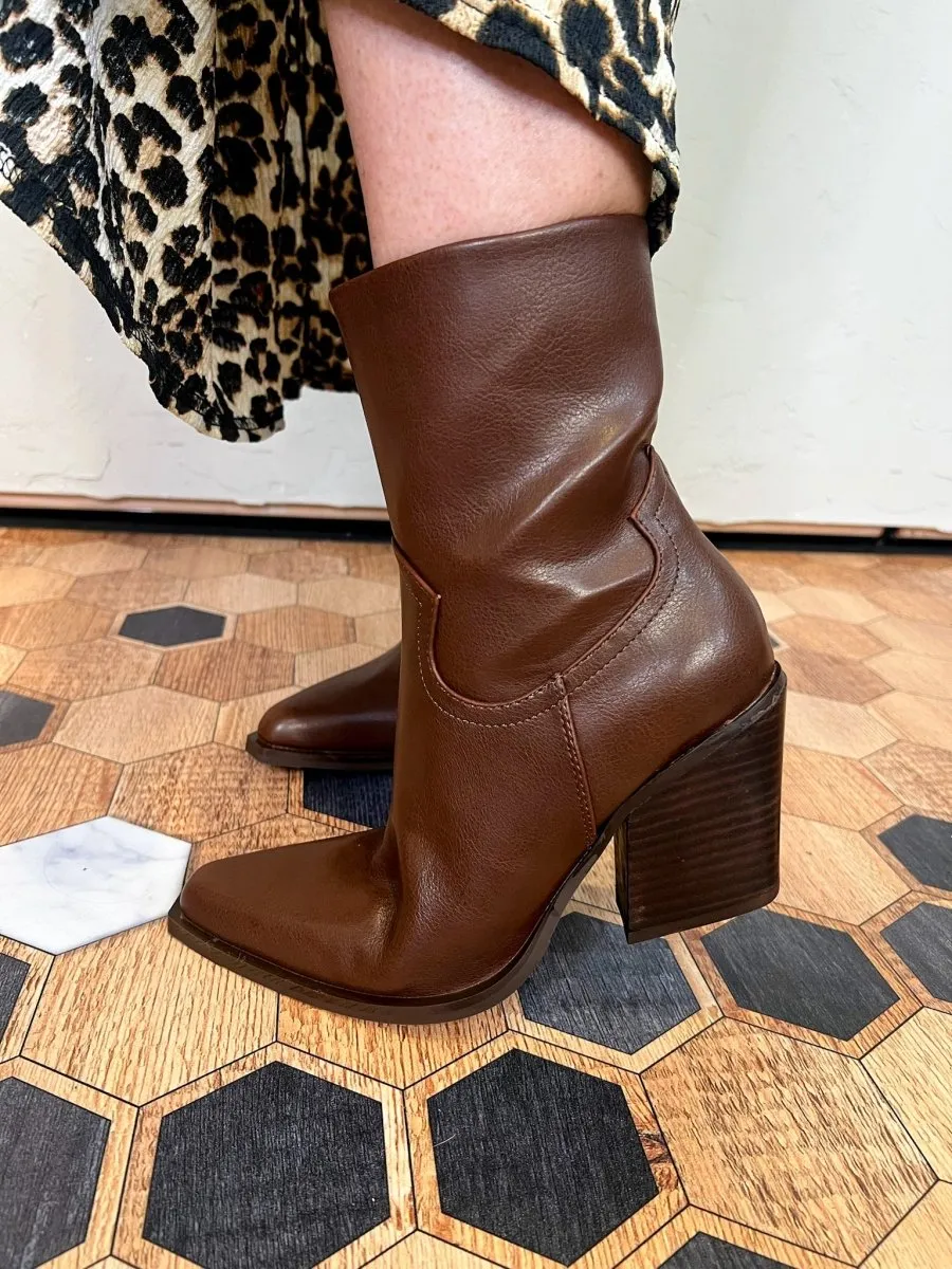 Victoria Boot - Cognac
